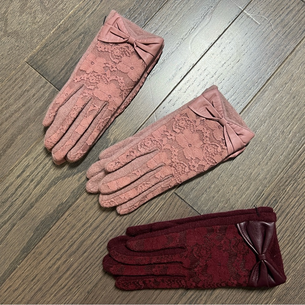 Gloves